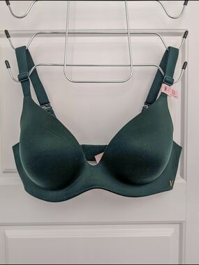 Victoria's Secret Dark Green Smooth T-Shirt Bra